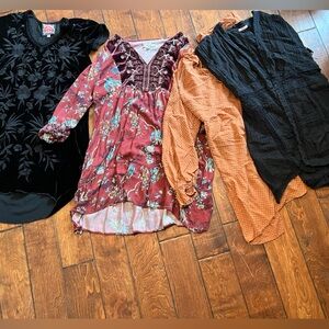 Johnny Was lot of 4 embroidered tops tunics dress floral XS to L great condition